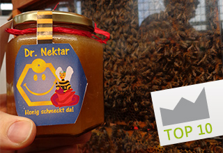 Link zur Seite „Dr. Nektar“ ("Dr. Nektar"-Honig, das Produkt der Schülerfirma)