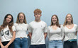 Vier Schülerinnen und ein Schüler vom Team FeelingFood, Munich International School aus Starnberg